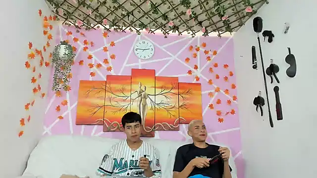 Fresahot2005 online show from 03/10/25, 07:50