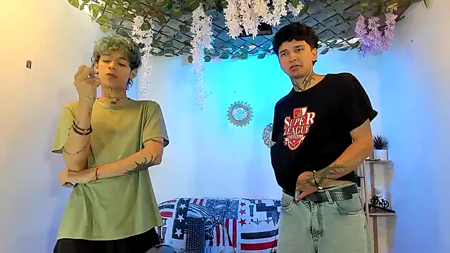 Fresahot2005 online show from 11/05/25, 02:31