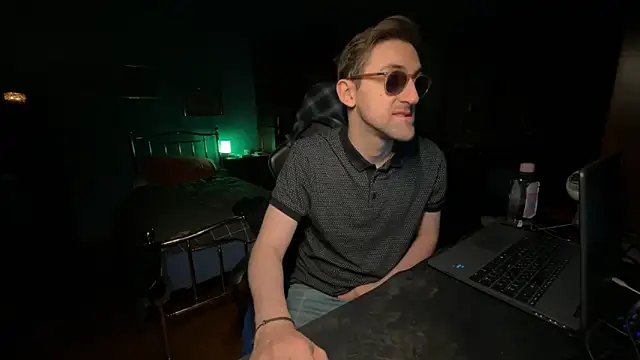 Stefisexy91 online show from 12/17/25, 08:36