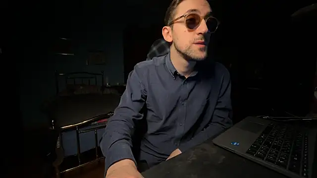 Stefisexy91 online show from 12/21/25, 10:21