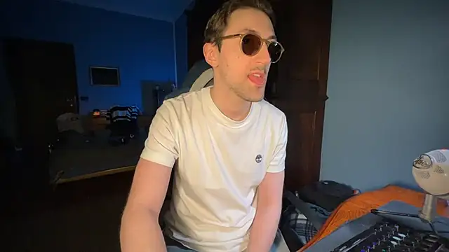 Stefisexy91 online show from 02/24/25, 09:52