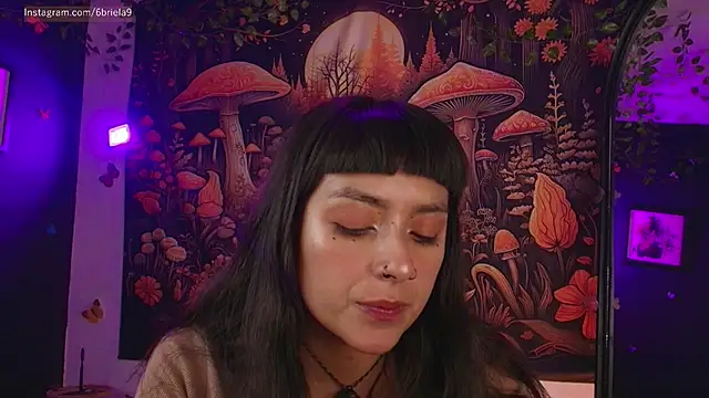 6Briela9  online show from 04/16/26, 06:25