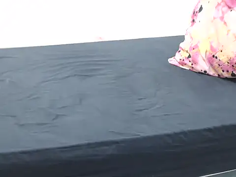 Bustyslave48 online show from 02/22/26, 02:19