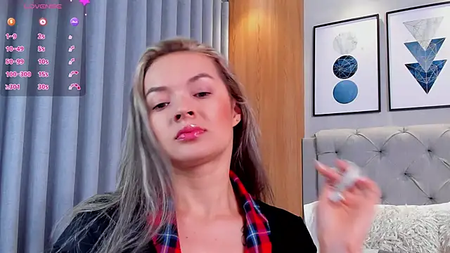 lennabell online show from 12/03/25, 11:20