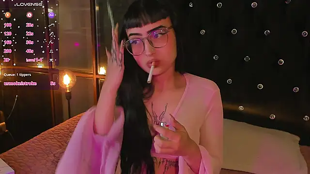 Snapshot of Cintya_Kros chatting on 10/06/25, 09:04 Cintya Kros online show from 10/06/25, 09:04