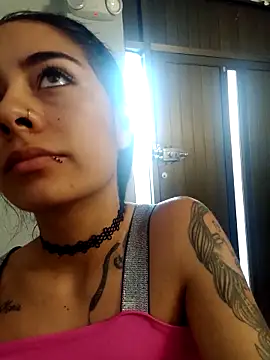 NicoleEsposito online show from 04/09/26, 12:22