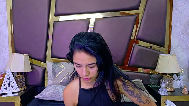 NicoleEsposito online show from 03/12/26, 12:31