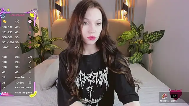 Snapshot of NikkiMiltons chatting on 09/09/25, 12:25 NikkiMiltons online show from 09/09/25, 12:25