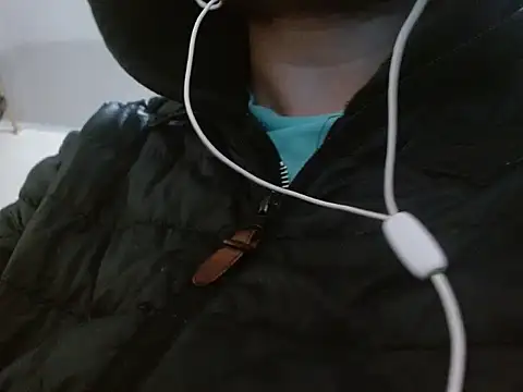 camiloking1720 online show from 10/12/25, 11:44