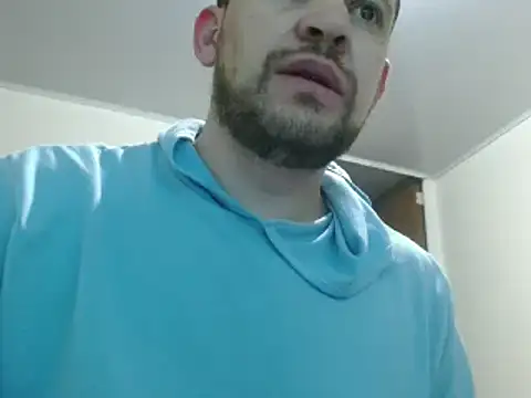 camiloking1720 online show from 02/25/25, 01:09