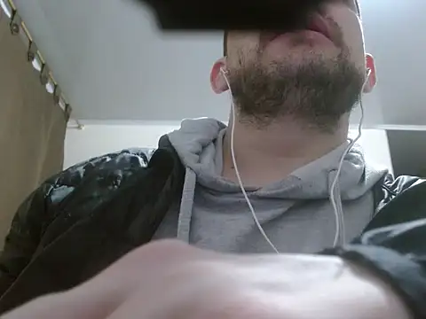 camiloking1720 online show from 11/24/25, 08:31