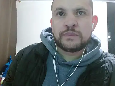 camiloking1720 online show from 04/01/26, 02:25