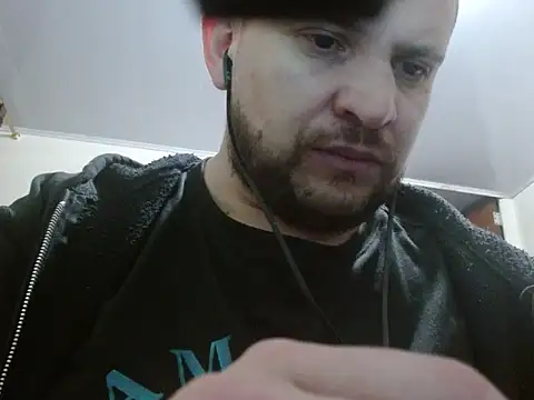 camiloking1720 online show from 02/16/26, 07:56