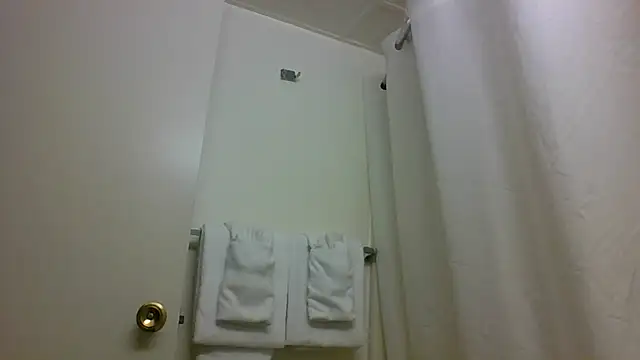 erinSmiles online show from 09/24/25, 10:44