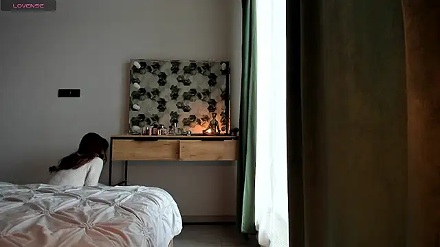 Selena Rase online show from 01/17/26, 05:00