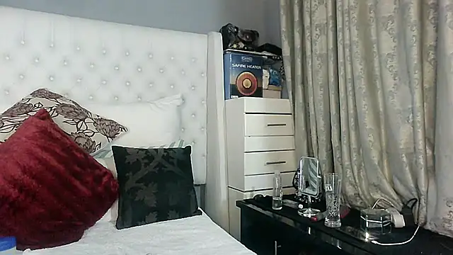 Carocurvy online show from 02/12/26, 06:51