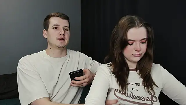 Pinku kitsune online show from 03/11/25, 10:40