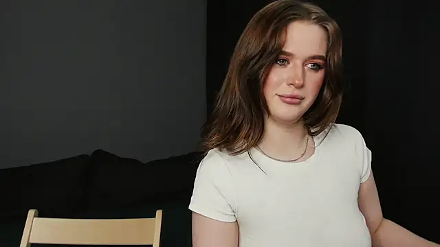 Pinku kitsune online show from 03/19/25, 10:53