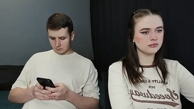 Pinku kitsune online show from 02/21/25, 03:01