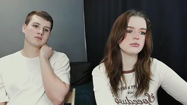 Pinku kitsune online show from 03/05/25, 08:00