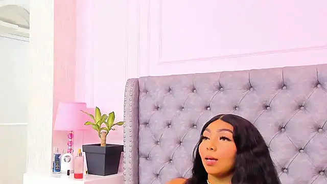 HaileeRoberts online show from 01/13/26, 12:20