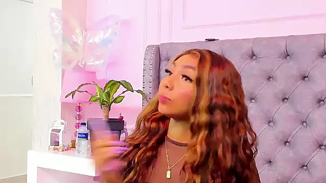 HaileeRoberts online show from 03/12/26, 12:20