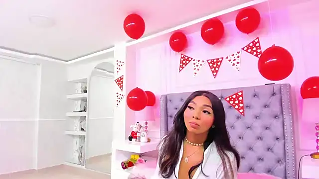 HaileeRoberts online show from 09/21/25, 01:05