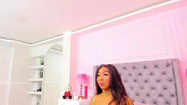 HaileeRoberts online show from 10/06/25, 12:39