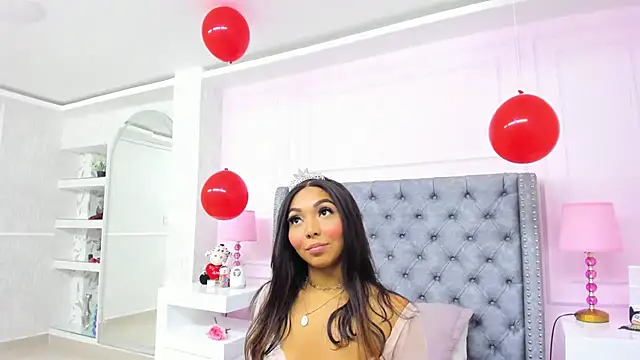 HaileeRoberts online show from 09/23/25, 12:45