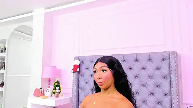 HaileeRoberts online show from 12/05/25, 12:26