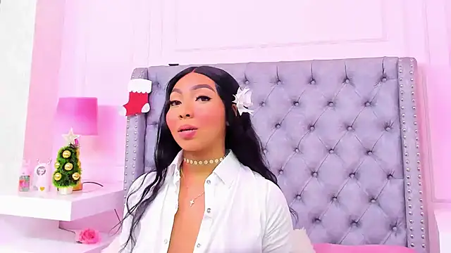 HaileeRoberts online show from 11/17/25, 12:31