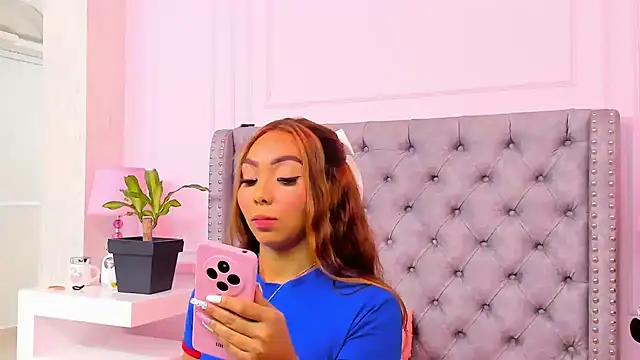 HaileeRoberts online show from 02/07/26, 12:24