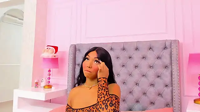 HaileeRoberts online show from 11/04/25, 12:20