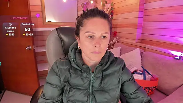Victoria collins 1 online show from 06/27/26, 10:21