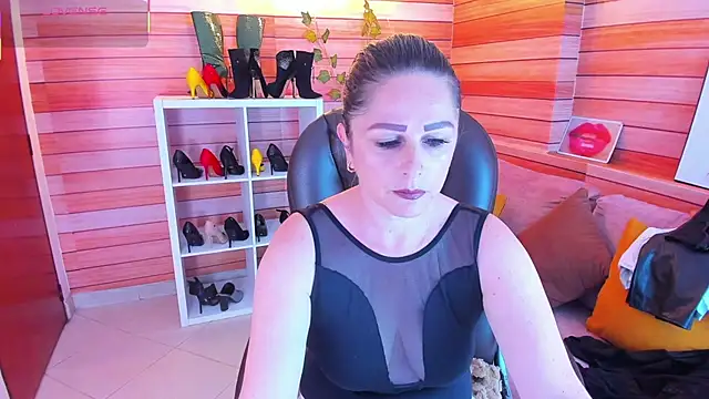 Victoria collins 1 online show from 12/16/25, 12:09