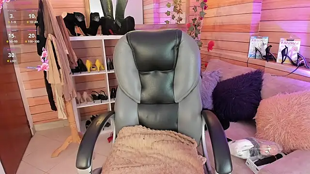 Victoria collins 1 online show from 06/19/26, 10:10