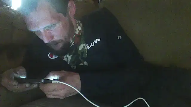 luke thighwalker2469 online show from 12/14/25, 12:28