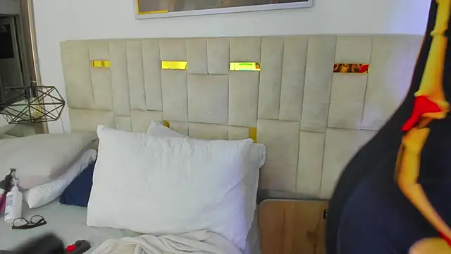 Konny May online show from 11/12/25, 12:37