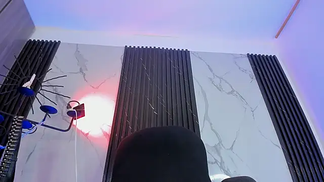 ALICEPOIXXXON online show from 04/15/26, 03:56