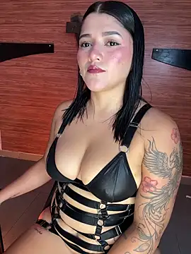 Snapshot of yey_bdsm chatting on 04/20/26, 05:58 yey bdsm online show from 04/20/26, 05:58