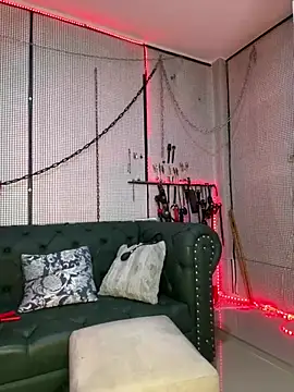 Snapshot of yey_bdsm chatting on 03/21/25, 01:02 yey bdsm online show from 03/21/25, 01:02