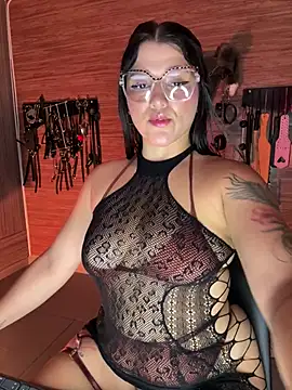 Snapshot of yey_bdsm chatting on 05/12/26, 04:57 yey bdsm online show from 05/12/26, 04:57