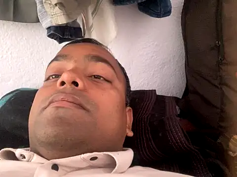 princeraj42 online show from 11/05/25, 08:39