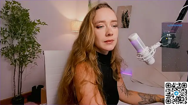Snapshot of AngelPaull chatting on 10/01/25, 10:13 AngelPaull online show from 10/01/25, 10:13
