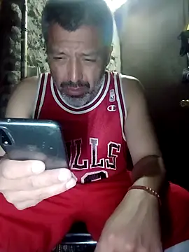 Snapshot of rodrig6987_1 chatting on 10/11/25, 03:29 rodrig6987 1 online show from 10/11/25, 03:29