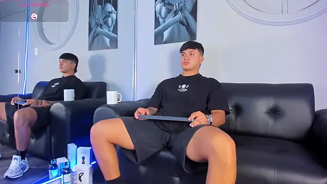 Cristopher strong online show from 11/22/25, 12:37