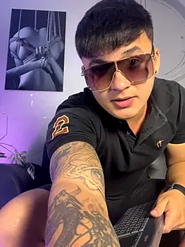 Cristopher strong online show from 09/27/25, 12:00