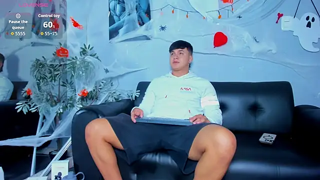 Cristopher strong online show from 10/22/25, 12:59