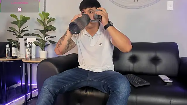 Cristopher strong online show from 04/07/26, 12:07