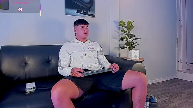 Cristopher strong online show from 03/24/26, 02:28